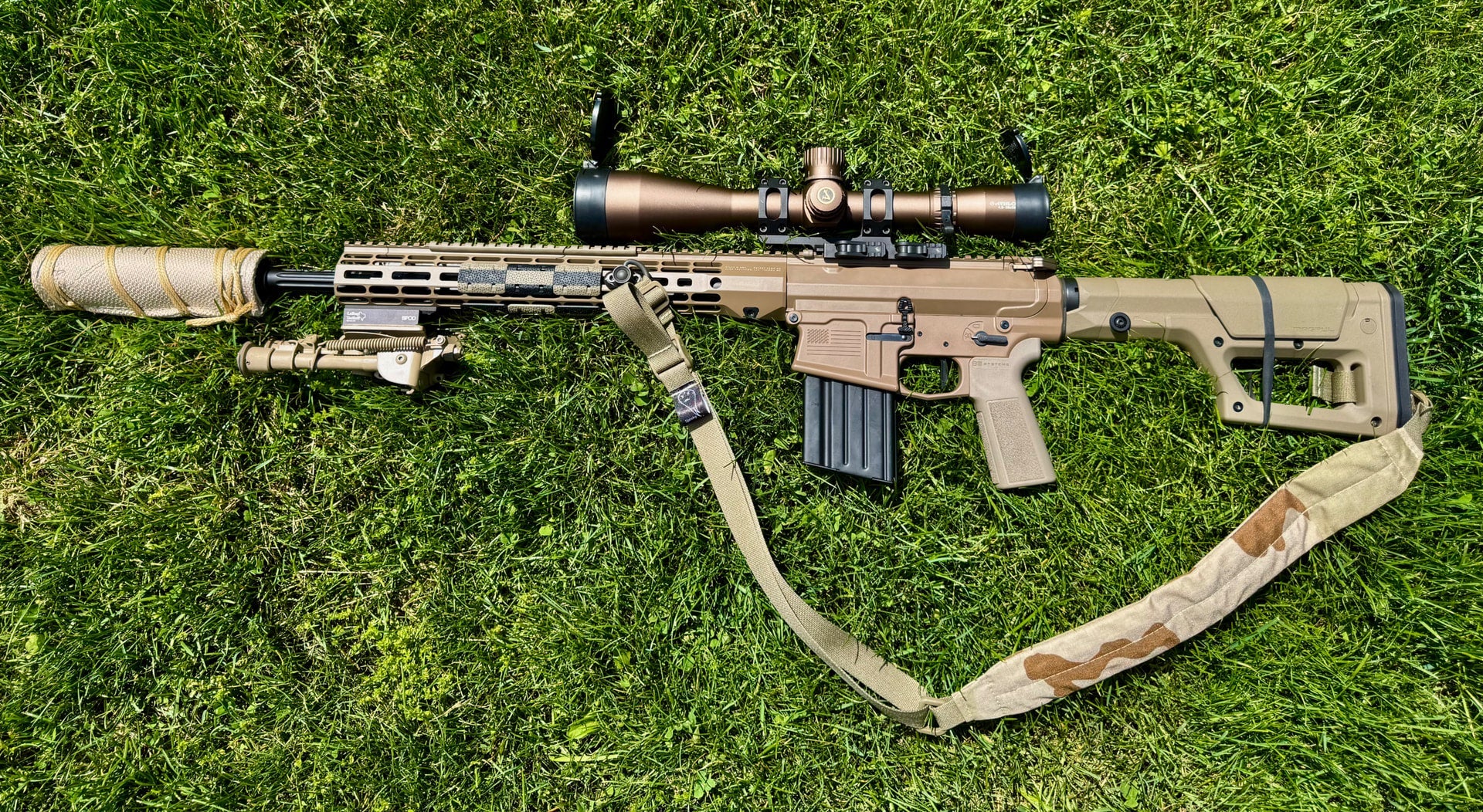 Maximum Effort - Tan/Tan