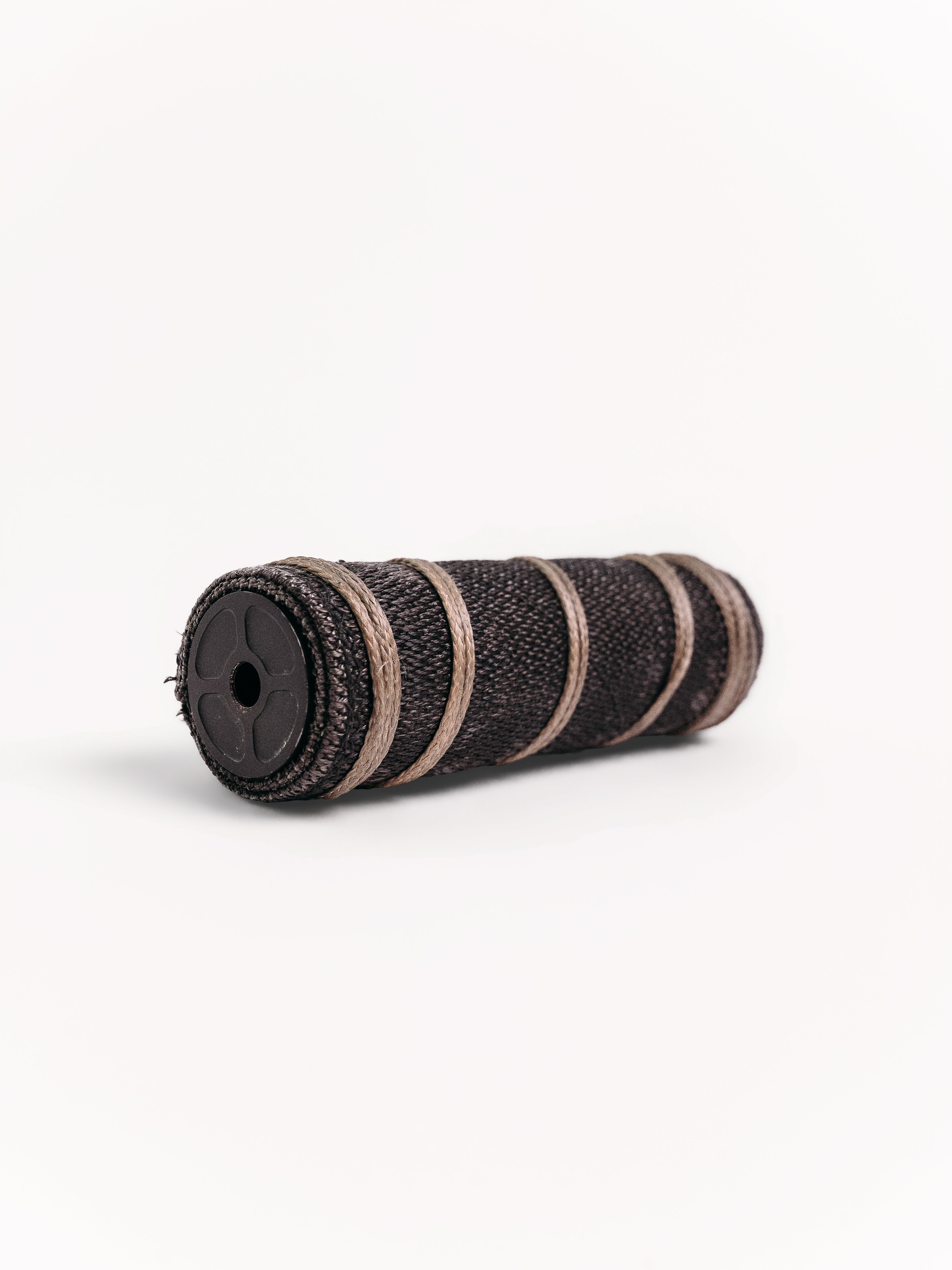 Maximum Effort - Black/Tan
